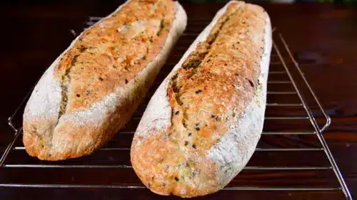 黒ごまバゲット